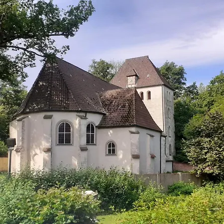 „Altes Forsthaus“ Am Schloss Uelzen Exterior foto