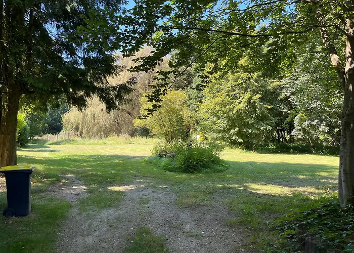 „Altes Forsthaus“ Am Schloss