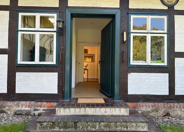„Altes Forsthaus“ Am Schloss
