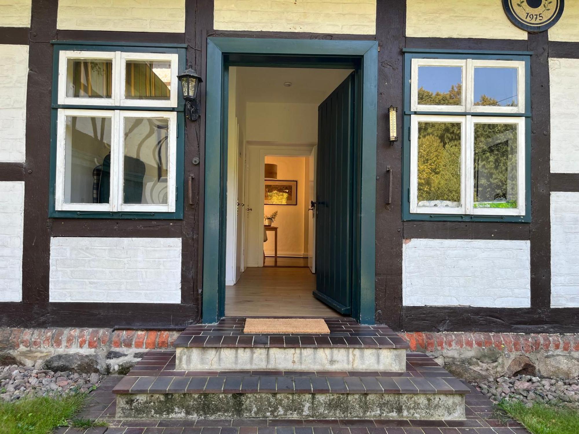 „altes Forsthaus“ Am Schloss *