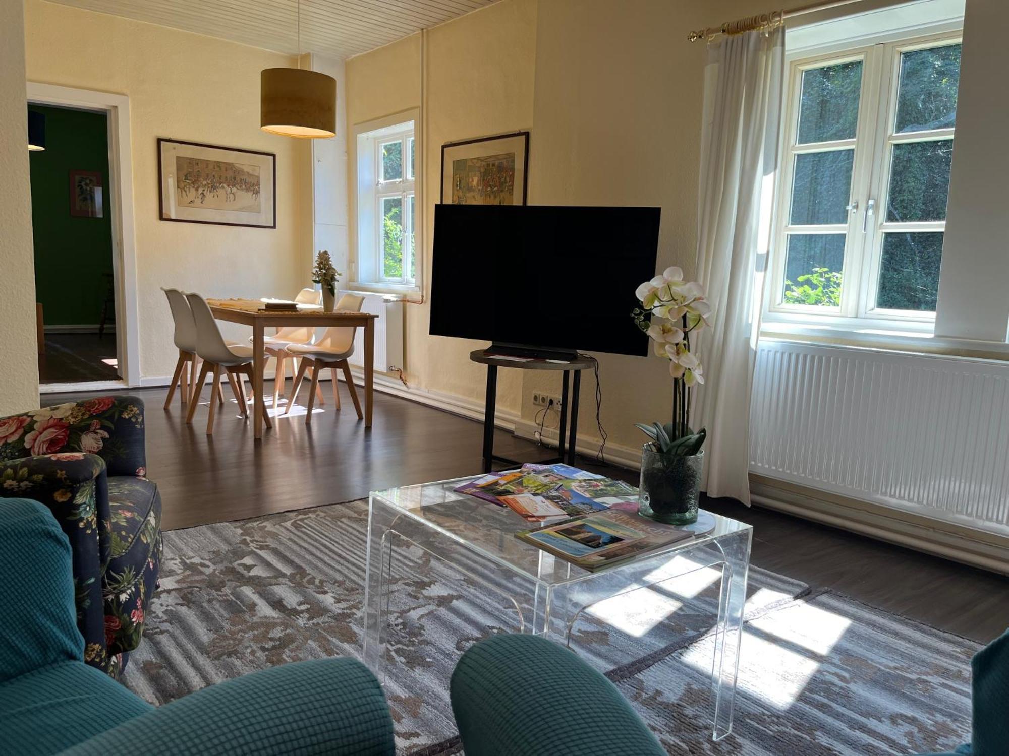 Apartment „altes Forsthaus“ Am Schloss *